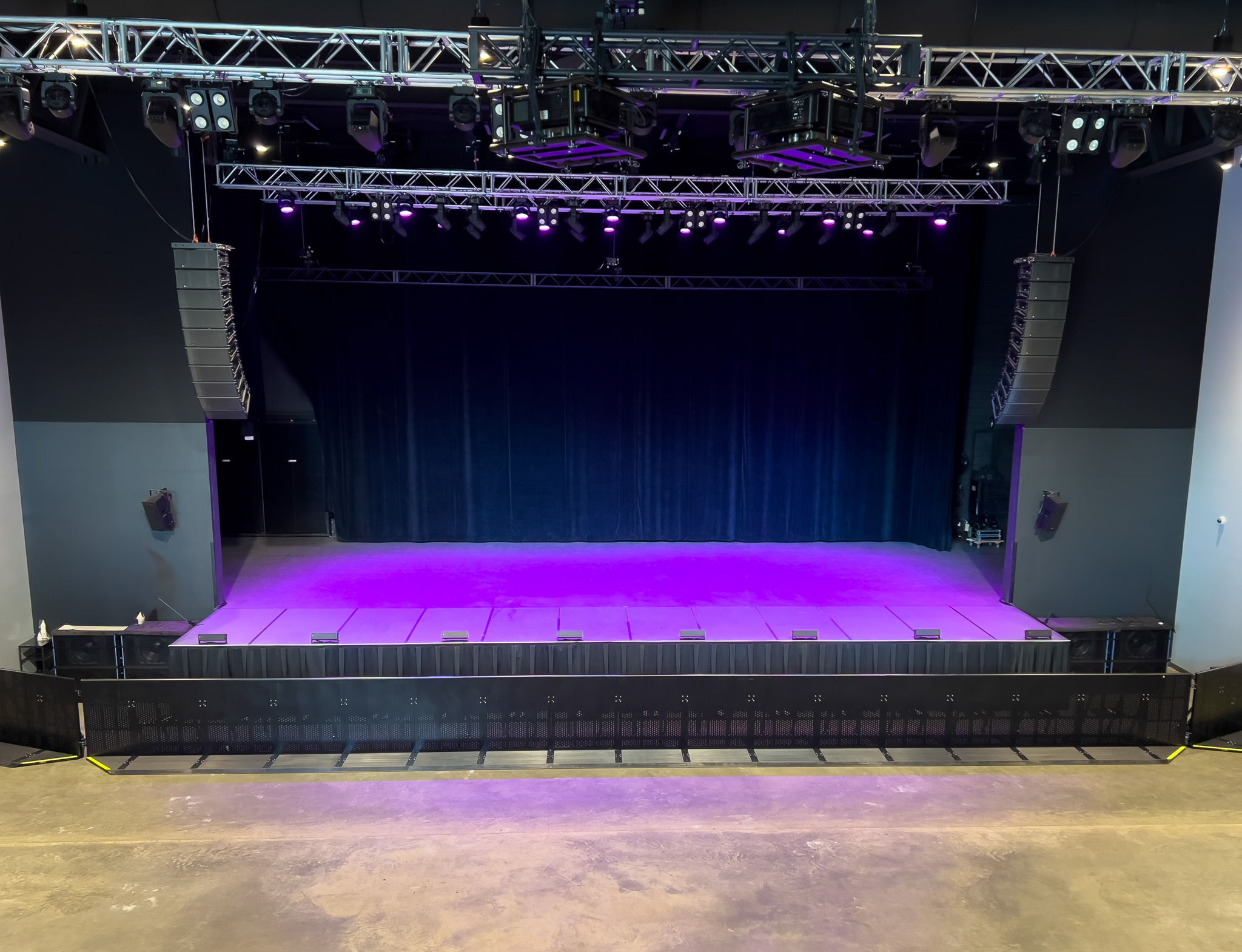 Old Forester's Paristown Hall - Balcony View